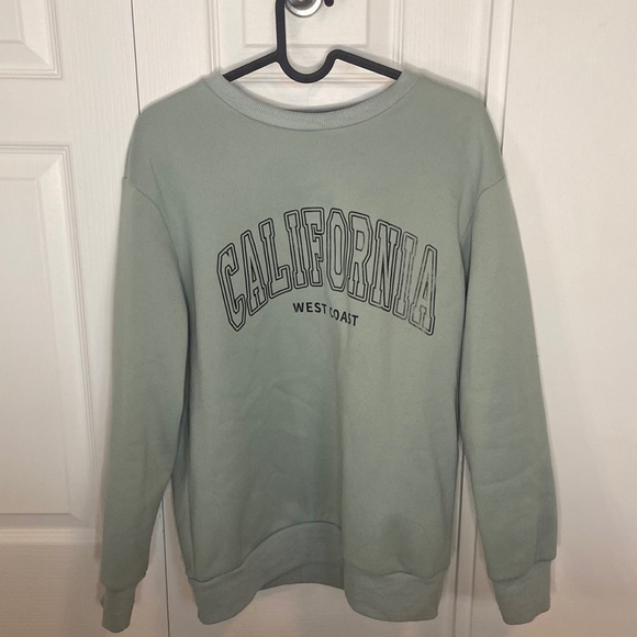 Sweatshirt - Picture 1 of 3